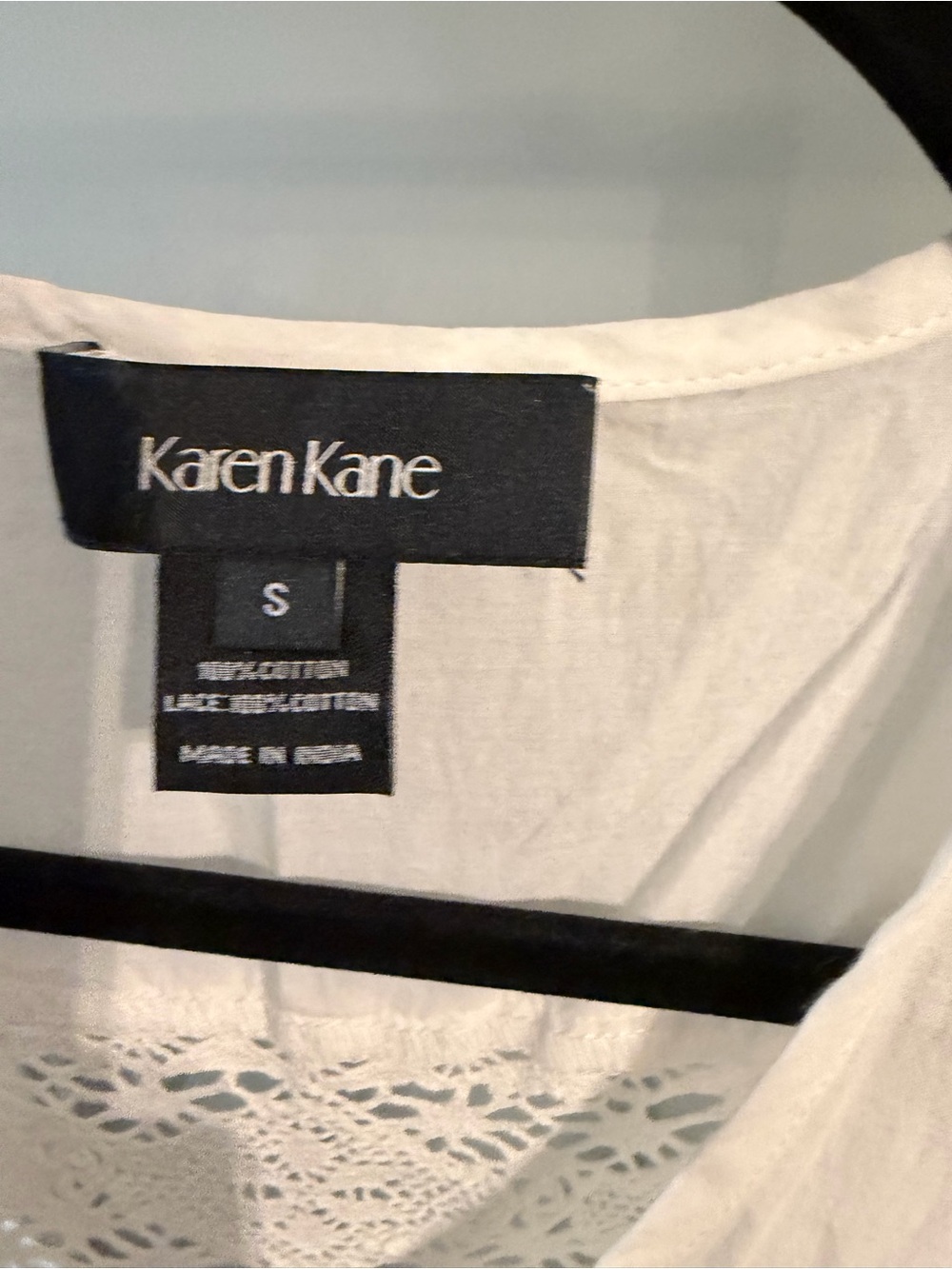 NWT ✨ Karen Kane White Crochet Lace V-Neck Tank size small - Picture 5 of 8